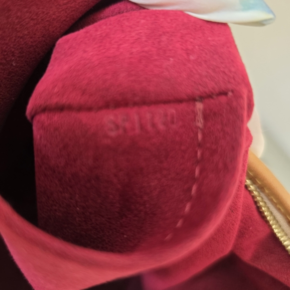 ♥RARE Louis Vuitton White Murakami Multicolor Monogram Gold Studded Shoulder Bag - Picture 16 of 16